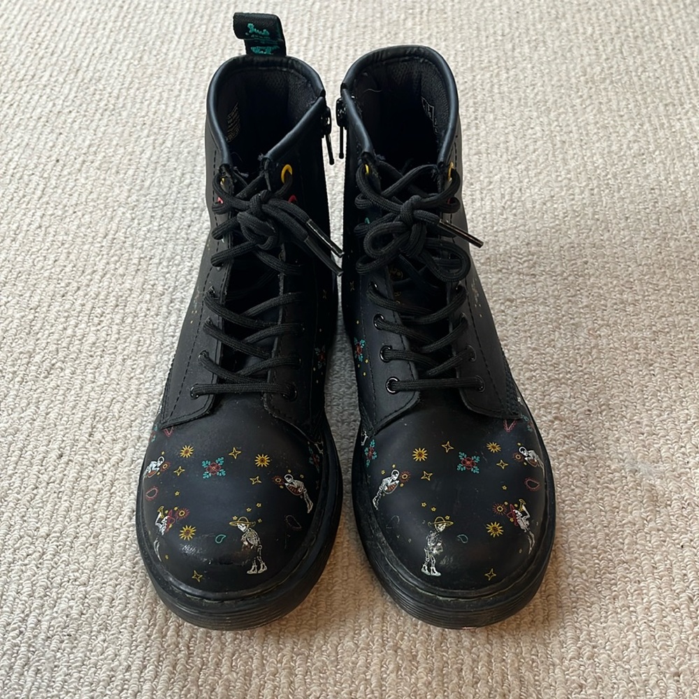 Dr Martens Day of the Dead kids zipup boots